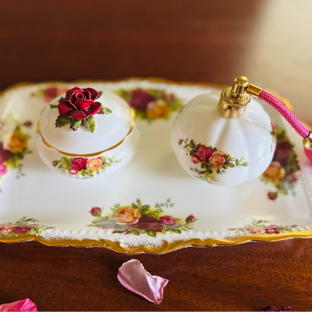 Vintage Royal Albert Old country rose Floral Perfume Bottle Tray Set